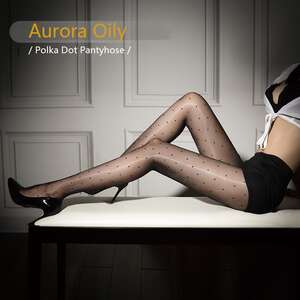 Kamar bilan paypoqda porno video